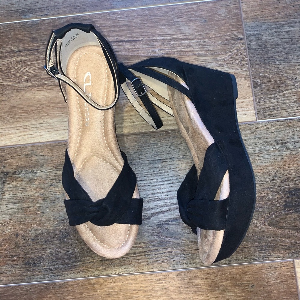 Black Memory Foam Wedges NWOT